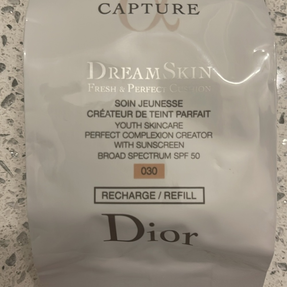 Dior Dreamskin Fresh and Perfect Face Cushion SPF 50 Color 030